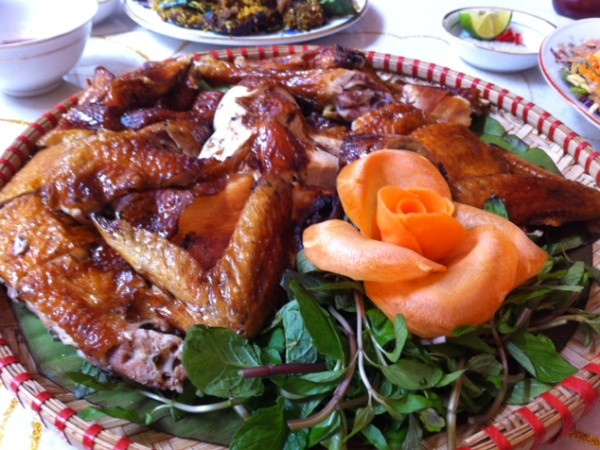 Chưa phát hiện phẩm màu sử dụng ở thịt vịt quay tại Hà Nội ảnh 1