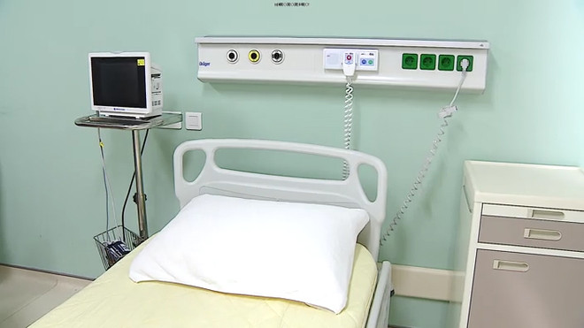 Chiếc giường bệnh khi Tổng Bí Thư Nguyễn Phú Trọng nằm điều trị. (Ảnh: PV/Vietnam+) a 1.jpg