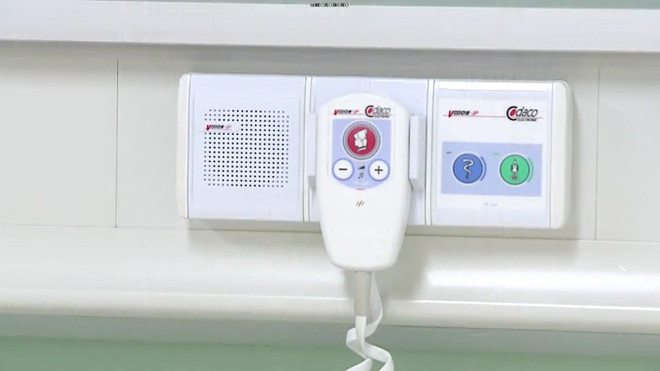 Những vật dụng thân thuộc tại phòng bệnh của Tổng Bí Thư. (Ảnh: PV/Vietnam+) VNP_THIET BỊ.jpg