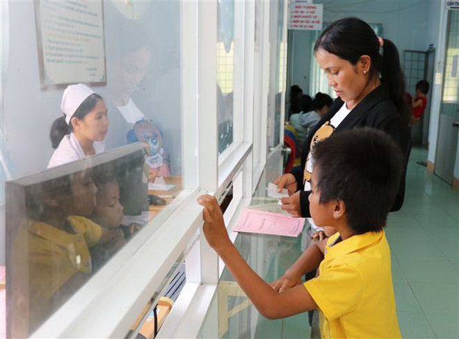 Sẽ tăng chi hơn 6.000 tỷ đồng khi thay đổi chính sách BHYT ảnh 1