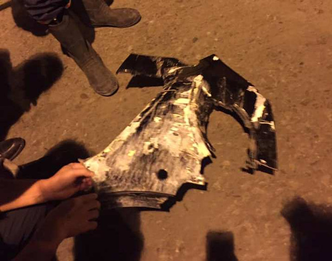 Tìm thấy một mảnh vỡ của xe ôtô rơi xuống sông Hồng ảnh 1