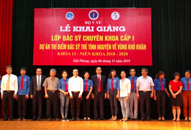 Thêm 35 bác sỹ trẻ tình nguyện về công tác tại huyện nghèo ảnh 1