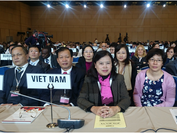 Đoàn đại biểu của Bộ Y tế Việt Nam tham dự hội nghị. (Nguồn: moh.gov.vn) Việt Nam tham dự Hội nghị Công ước khung về kiểm soát thuốc lá ảnh 2