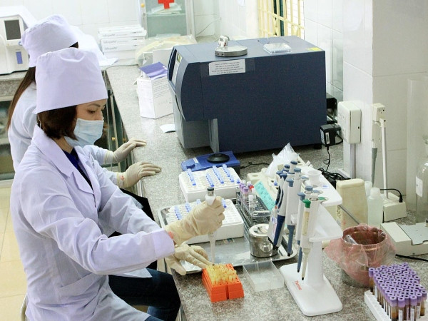 Công cuộc phòng chống HIV: Không còn thời gian để uổng phí ảnh 1