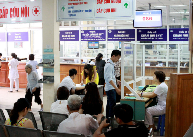 Bộ Y tế công bố lùi thời gian tăng viện phí sang năm 2016 ảnh 1