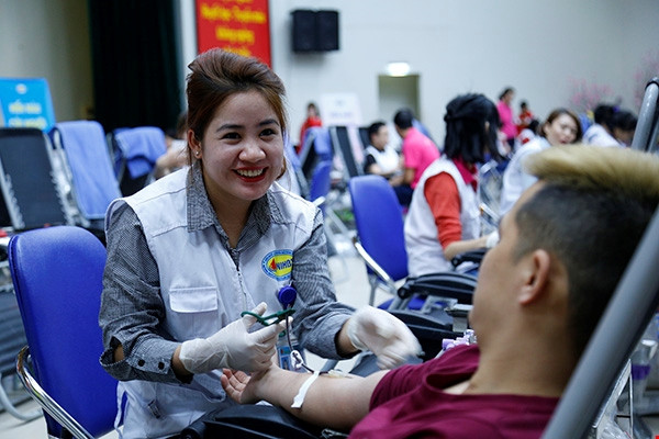 Lễ hội Xuân hồng: Rộn ràng sự kiện hiến máu lớn nhất trong năm ảnh 1