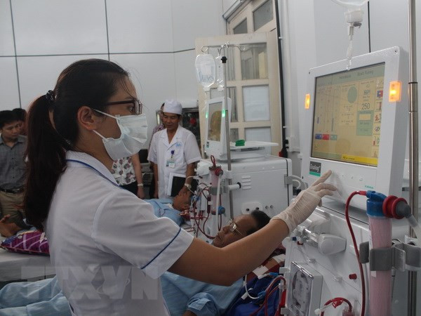 Vụ 8 người tử vong vì chạy thận: Vì sao không truy cứu giám đốc? ảnh 1