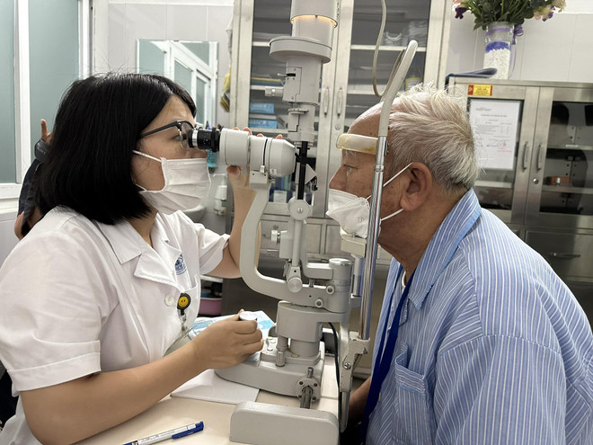 Trên 80% người mắc bệnh mù lòa ở Việt Nam có thể phòng, chữa được ảnh 1