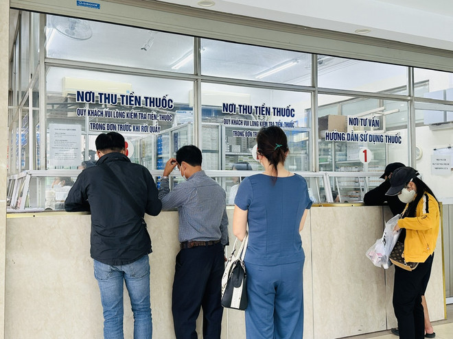 ‘Sẽ giám sát thường xuyên và đột xuất kho thuốc của các nhà thầu’ ảnh 2