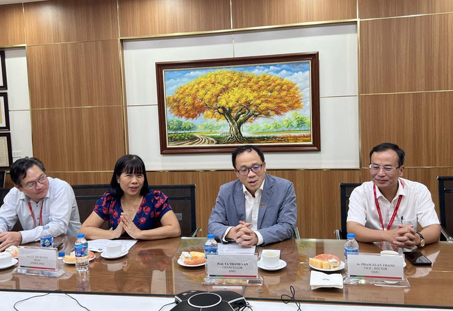 Chuyên gia Australia giúp Việt Nam nâng cao năng lực hệ thống y tế ảnh 2