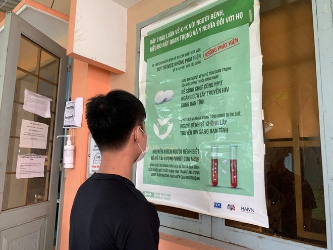 Người đồng tính nam nhiễm HIV: Lời của những người trong cuộc ảnh 1