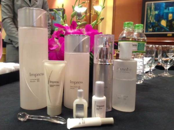 Kanebo tung sản phẩm xóa nếp nhăn vùng mắt tại VN ảnh 1