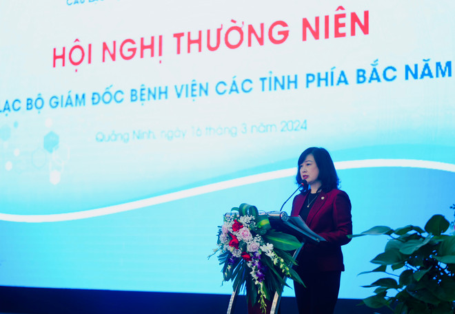 bộ trưởng y tế.jpg