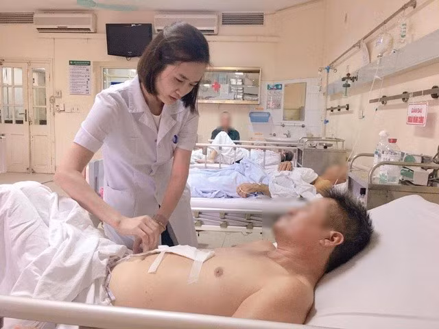 Những dấu hiệu quan trọng cảnh báo mắc bệnh ung thư gan ảnh 1