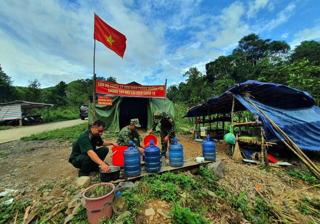 COVID-19: Vẫn tiềm ẩn nguy cơ cao do nhập cảnh trái phép, trốn cách ly ảnh 2