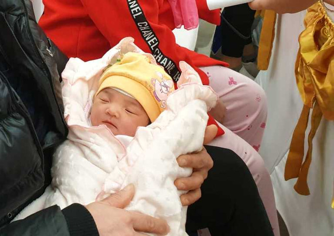 Quảng Ninh: 100 trẻ ra đời bằng phương pháp thụ tinh ở tuyến tỉnh ảnh 1