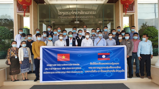 COVID-19: Những ‘chiến binh áo trắng’ gánh trên vai sứ mệnh quốc tế ảnh 5