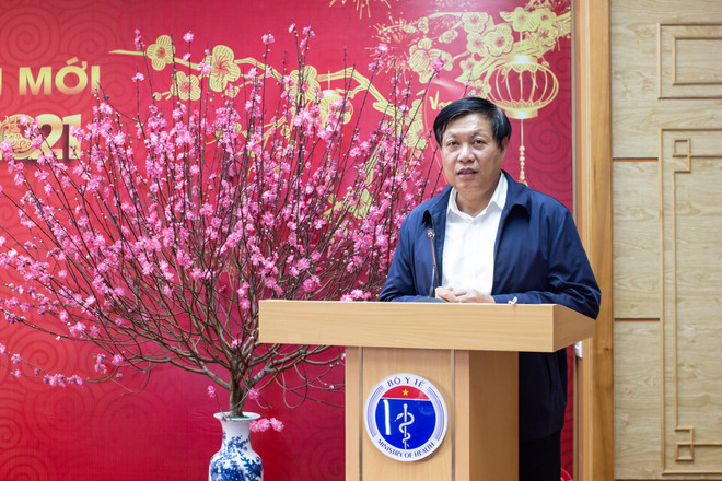 Thứ trưởng Bộ Y tế giải đáp những đối tượng nào sẽ phải cách ly ảnh 1