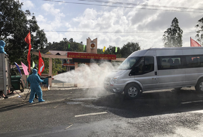 Điều động đội cơ động phản ứng nhanh chống COVID-19 đến Gia Lai ảnh 1