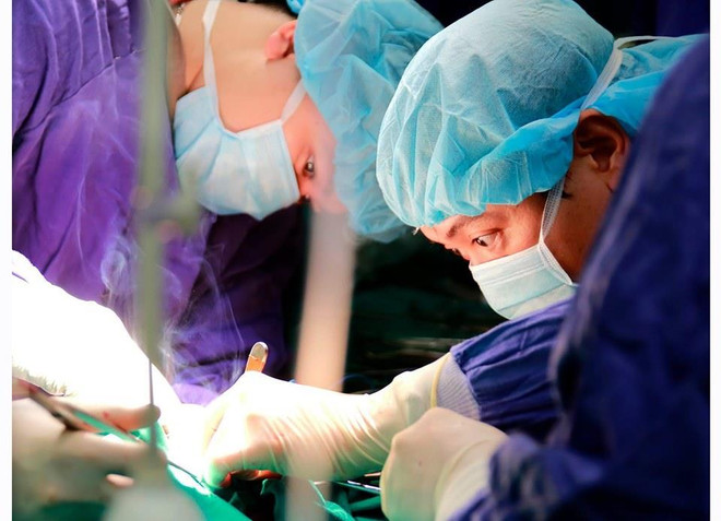 Blouse trắng về bản đoạt giải Nhất cuộc thi ảnh nét đẹp ngành y ảnh 6