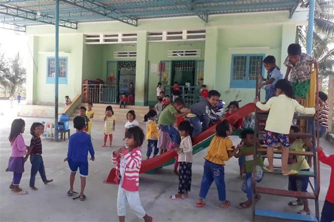 Trẻ em bị suy dinh dưỡng có thể thấp hơn từ 5-10cm khi trưởng thành ảnh 1