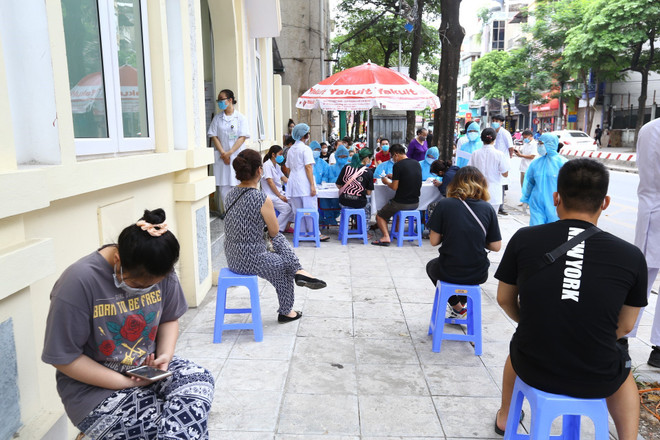 Lịch trình di chuyển và đi khám bệnh của ca bệnh 714 ở Hà Nội ảnh 1