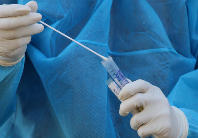 Hà Nội khẩn cấp tìm tài xế 4 chỗ đã chở trường hợp mắc COVID-19 ảnh 1