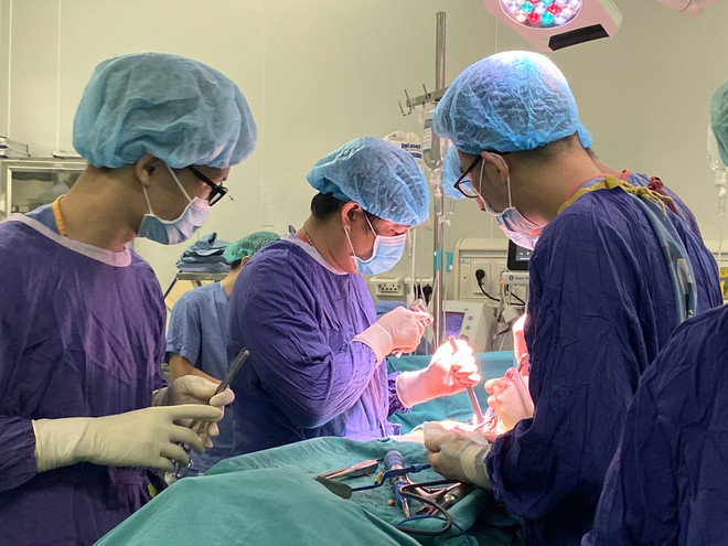 Việt Nam chuyển giao nhiều kỹ thuật ngoại khoa cho các nước ảnh 1