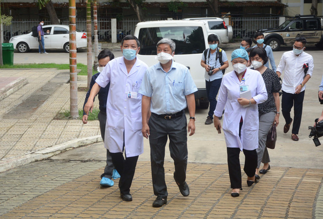 Đỉnh dịch trong vòng 10 ngày tới, nhiều ca bệnh có nguy cơ tử vong cao ảnh 2