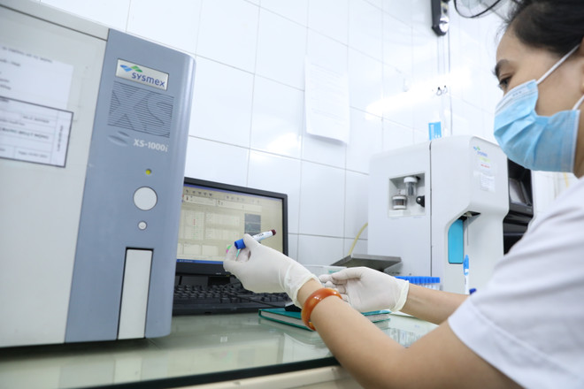 Sốt xuất huyết ở Hà Nội tăng mạnh, nhiều ca trong tình trạng nặng ảnh 3