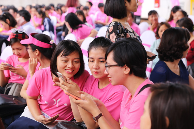 Tọa đàm trực tuyến: Để không còn nỗi ám ảnh bệnh ung thư vú ảnh 1