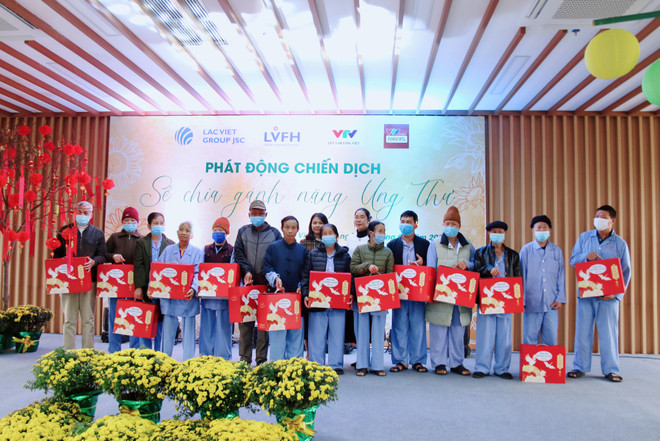 Phát động chiến dịch sẻ chia gánh nặng với bệnh nhân ung thư khó khăn ảnh 1