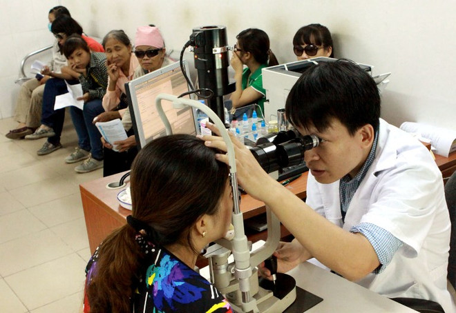 Bệnh đau mắt đỏ vào mùa lây lan: Phòng bệnh thế nào là đúng? ảnh 1