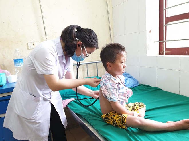 Bác sỹ trẻ lấp những 'khoảng trống nhân lực' ở vùng cao Nghệ An ảnh 5