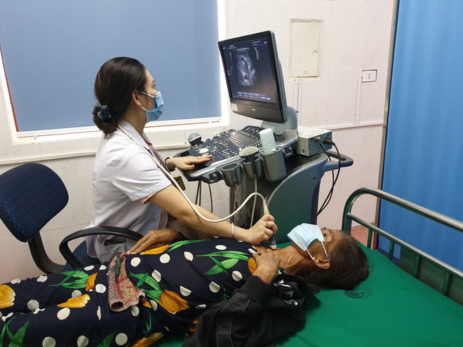 Bác sỹ trẻ lấp những 'khoảng trống nhân lực' ở vùng cao Nghệ An ảnh 1