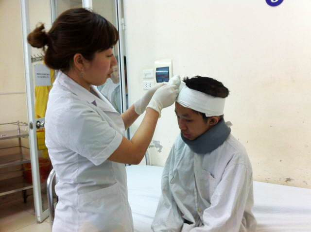 Phẫu thuật cắt bỏ khối u nặng 1,5kg trên đầu một bệnh nhân ảnh 2