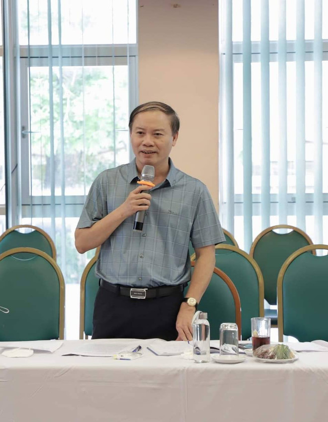 Ông Vũ Văn Hồng - Phó Giám đốc phụ trách kinh tế Bệnh viện Bạch Mai. (Ảnh: PV/Vietnam+) Tháo gỡ thanh quyết toán chi phí khám chữa bệnh ở Bệnh viện Bạch Mai ảnh 2