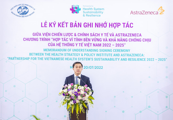 Thứ trưởng Bộ Y tế Trần Văn Thuấn phát biểu tại buổi lễ. (Ảnh: PV/Vietnam+) Cấp thiết đánh giá toàn diện hiện trạng của hệ thống y tế Việt Nam ảnh 1