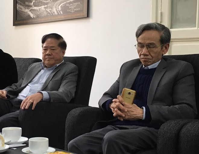 Tranh cãi việc hồ sơ giáo sư của Bộ trưởng Bộ Y tế ở diện xem xét lại ảnh 2