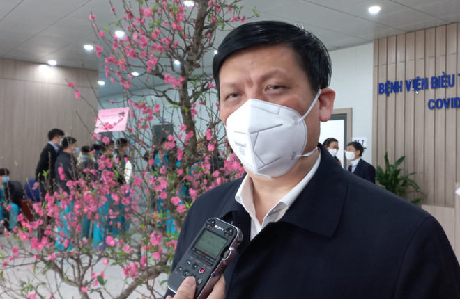 Bộ trưởng Bộ Y tế: Việt Nam không 'thả' Omicron, 'thần tốc' tiêm chủng ảnh 1