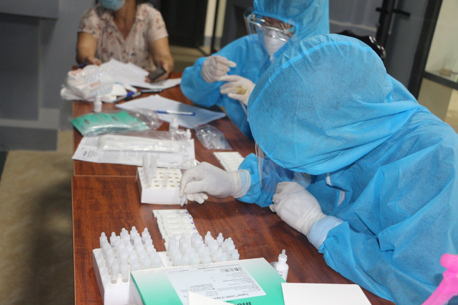 Ngày 27/2: Hà Nội thêm 11.517 ca mắc COVID-19, có 3.887 ca cộng đồng ảnh 1