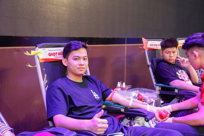 Hành trình Đỏ 2023 đã tiếp nhận được trên 115.000 đơn vị máu ảnh 7