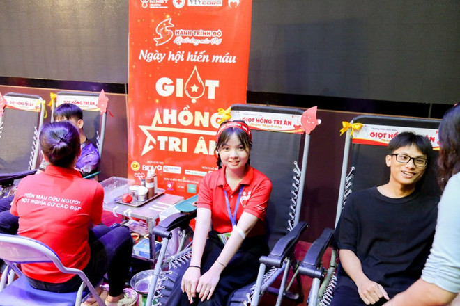 Hành trình Đỏ 2023 đã tiếp nhận được trên 115.000 đơn vị máu ảnh 5