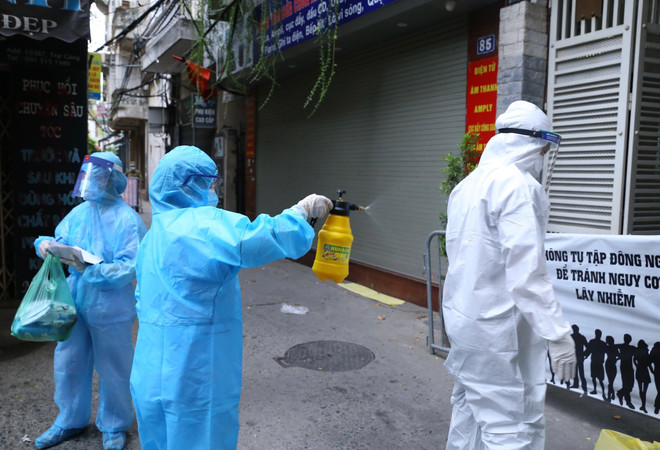 Hà Nội thông báo khẩn tìm người đến hiệu thuốc Đức Tâm ở 95 Láng Hạ ảnh 1