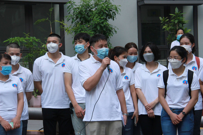 Đoàn y bác sỹ Bệnh viện Hữu Nghị chi viện vào TP.HCM chống dịch ảnh 6