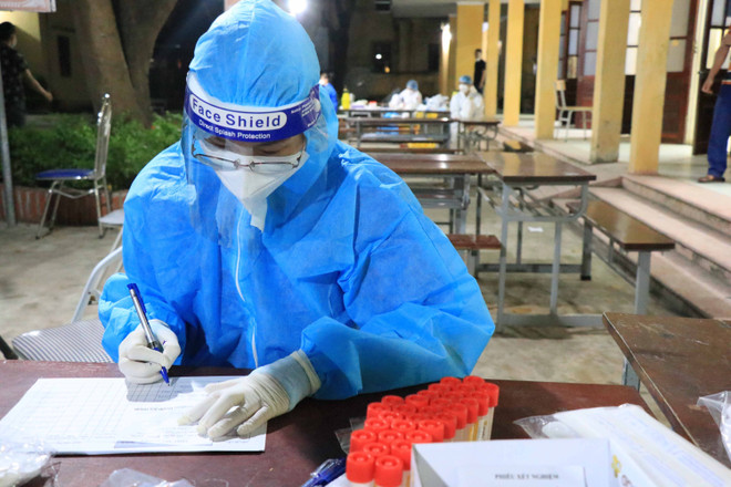 Thêm 69 trường hợp tử vong do COVID-19 tại Thành phố Hồ Chí Minh ảnh 1