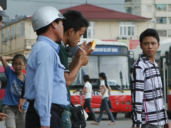 Hạn chế sử dụng thuốc lá trong tác phẩm sân khấu, điện ảnh ảnh 1