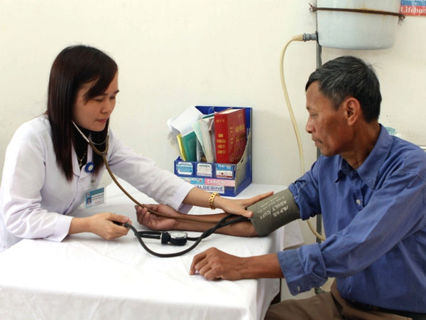 Khám chữa bệnh miễn phí cho các đối tượng chính sách tại Hà Giang ảnh 1