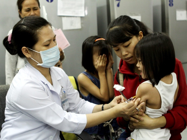 Sẽ tiêm miễn phí vắcxin sởi-rubella cho 23 triệu trẻ em ảnh 1