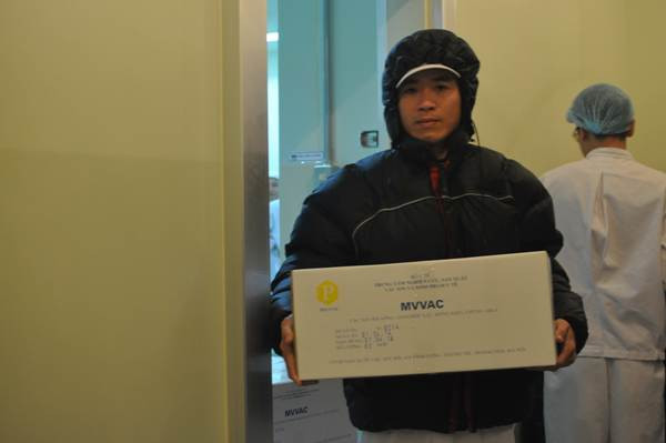 [Photo] Mục sở thị quy trình sản xuất vắcxin sởi tại VN ảnh 14